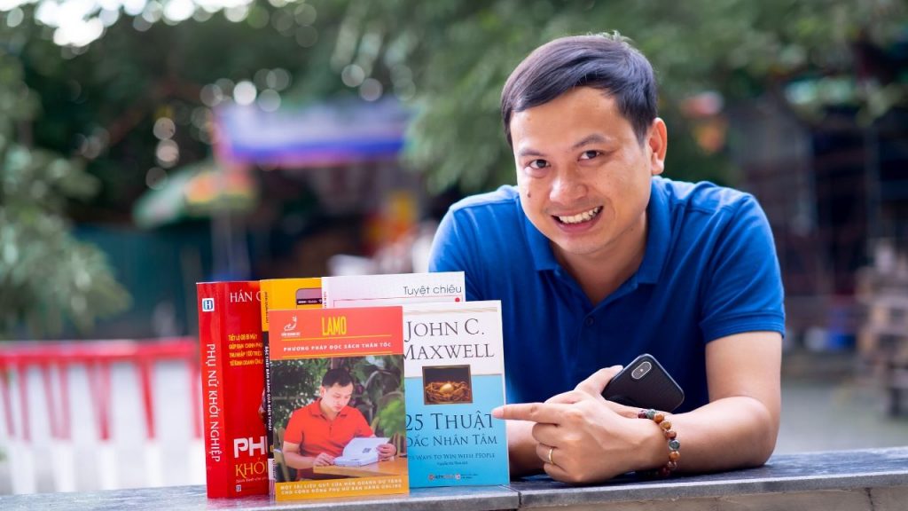 Thầy Hán Quang Dự Chia Sẻ Về Phương Pháp Đọc Sách Thần Tốc